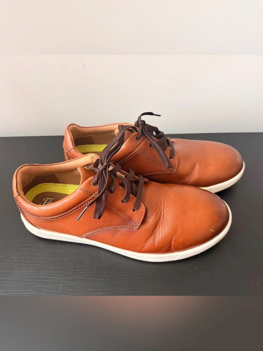 Flojos sleek chestnut